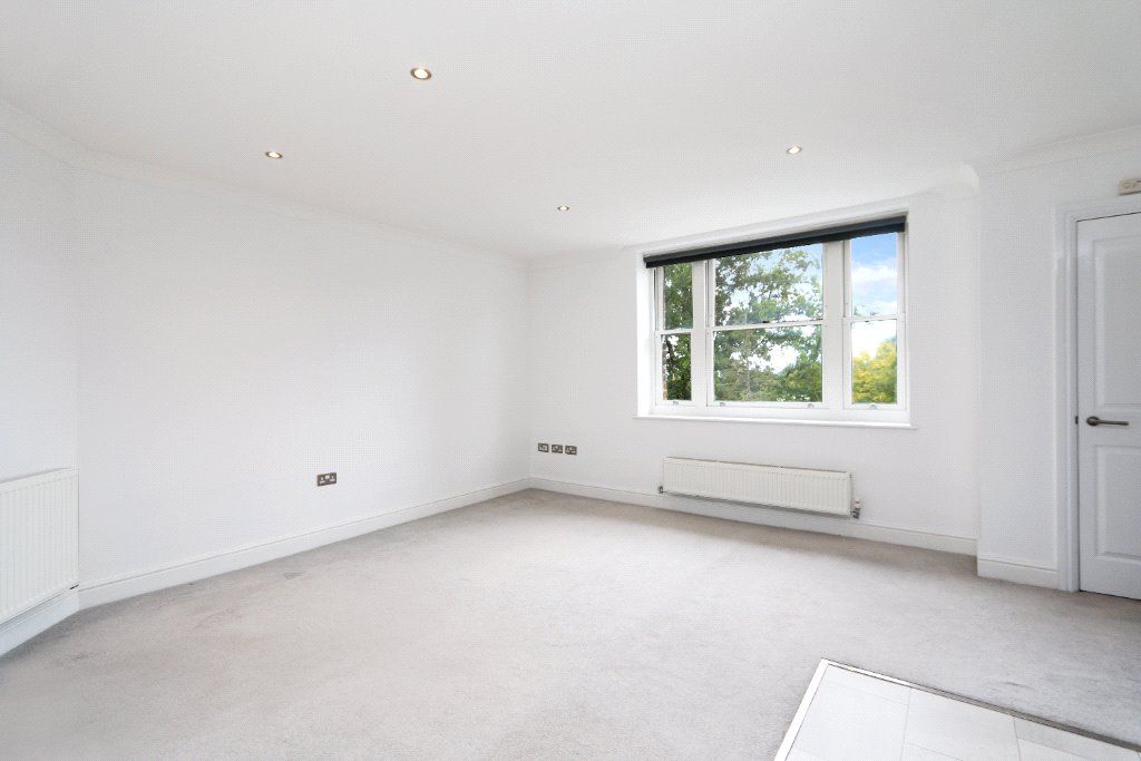 Property photo 3 of 12 Picture No. 28