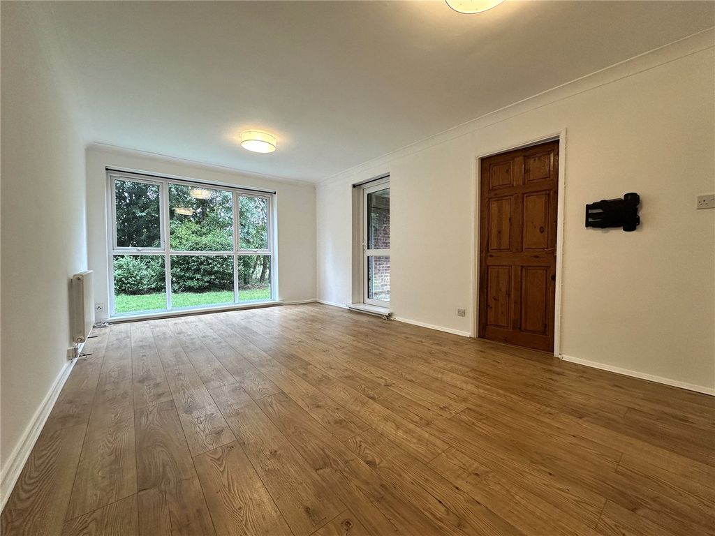 Property photo 3 of 11 Picture No. 11