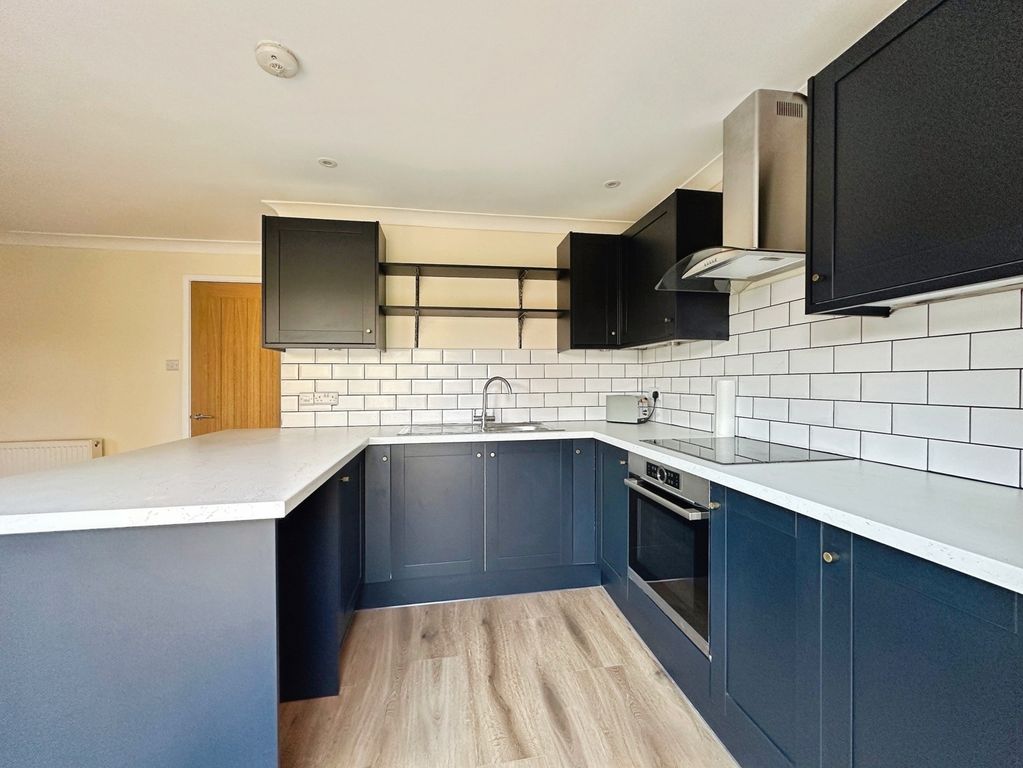 Property photo 2 of 17 Pbox-Img.Jpg