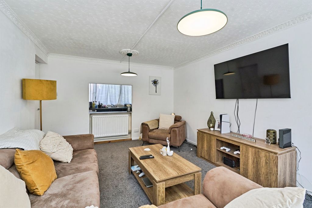 Property photo 2 of 23