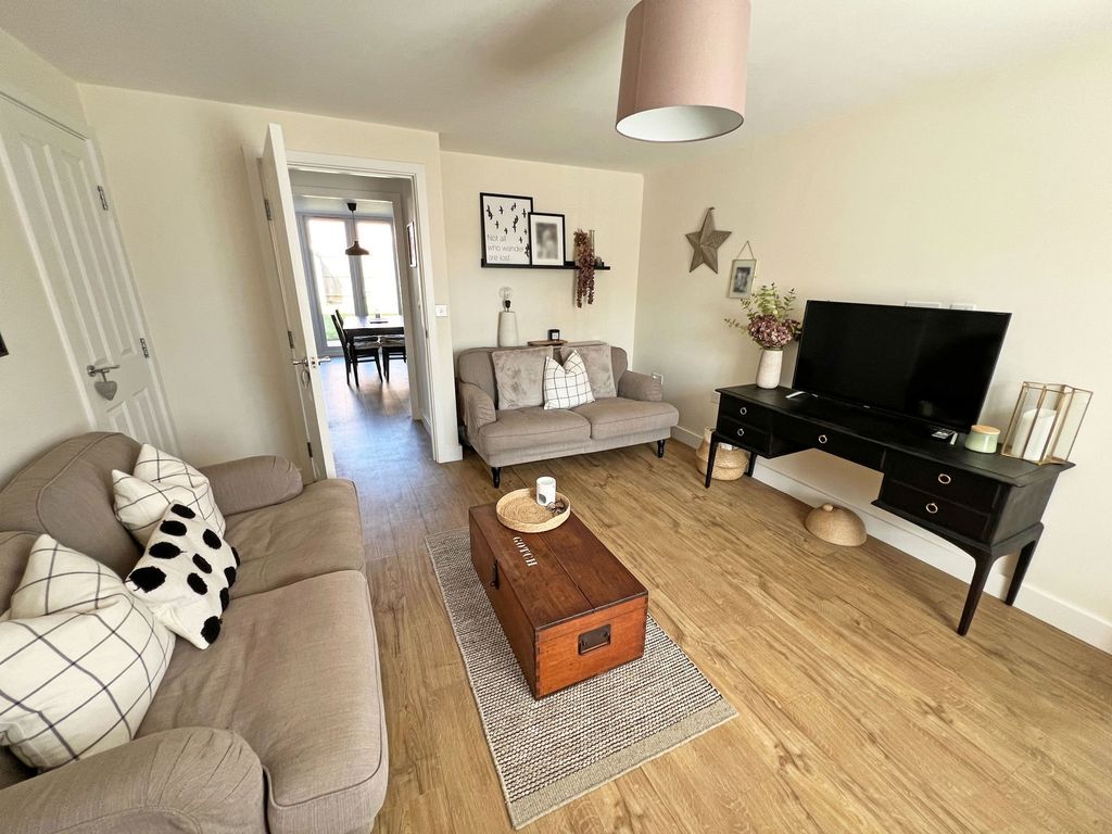 Property photo 1 of 25