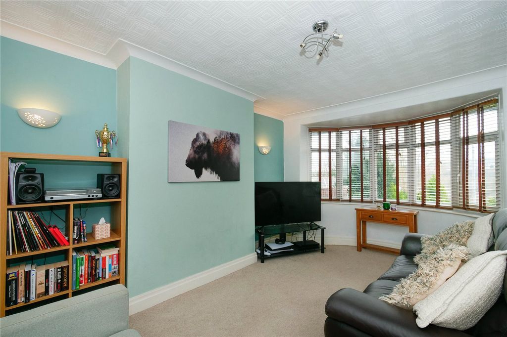 Property photo 2 of 13 Picture No. 12