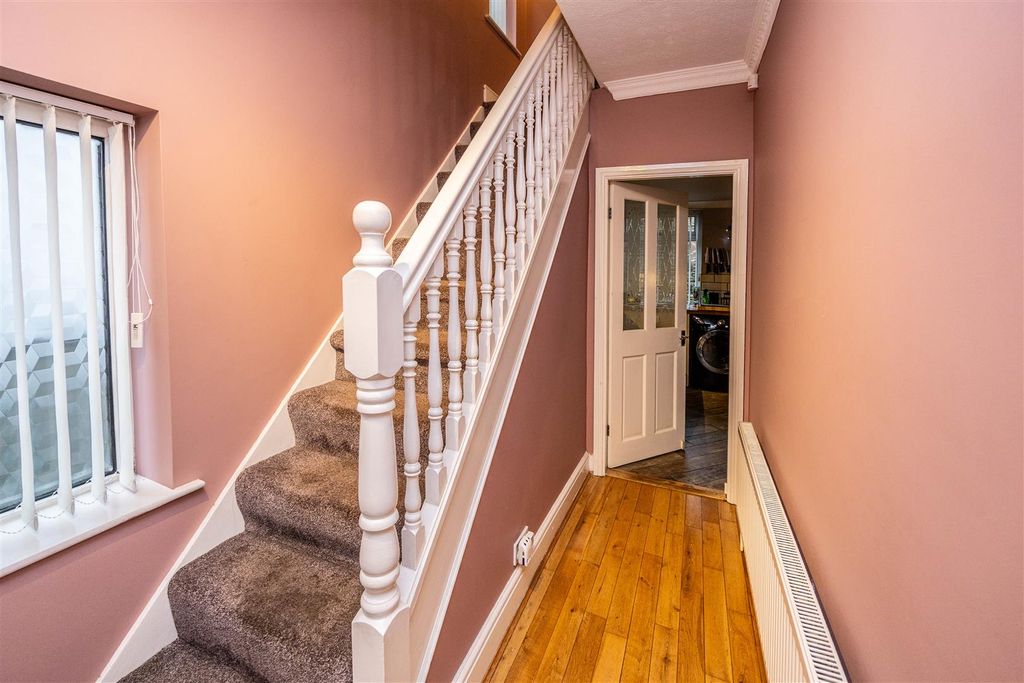 Property photo 3 of 21 18Frhipp-270126-1.Jpg