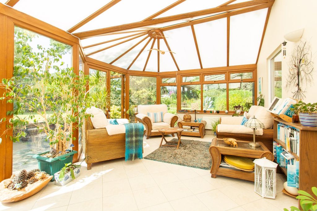 Property photo 3 of 20 Picture 3