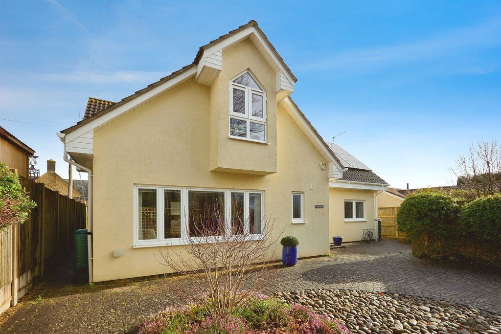 Property photo 1 of 19
