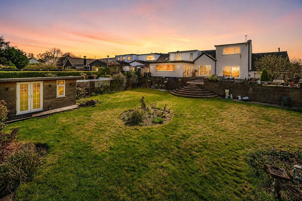 Property photo 1 of 47