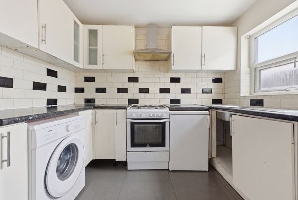 Property photo 3 of 23 Photo 14