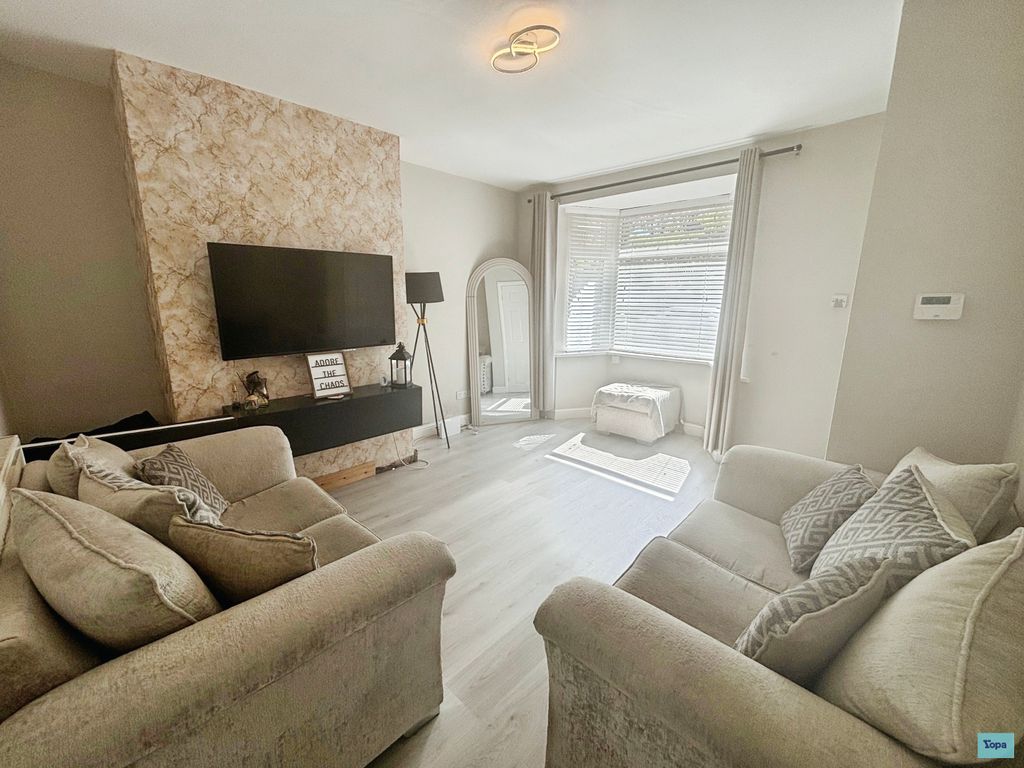 Property photo 2 of 18 2