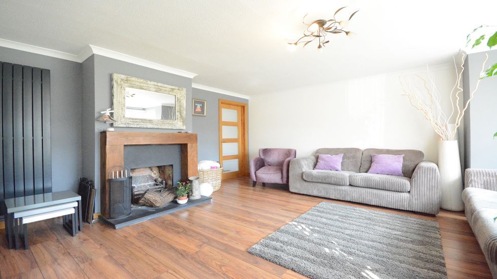 Property photo 2 of 10 2_Resized.Jpg