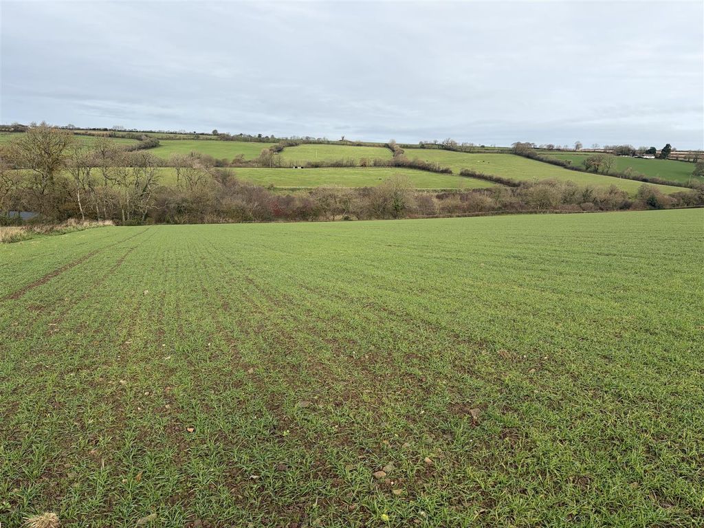 Property photo 2 of 10 Img_0036 3.Jpg