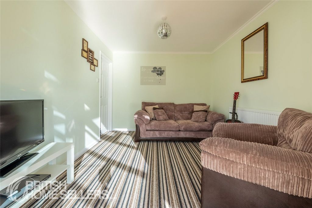 Property photo 3 of 10 Picture No. 04