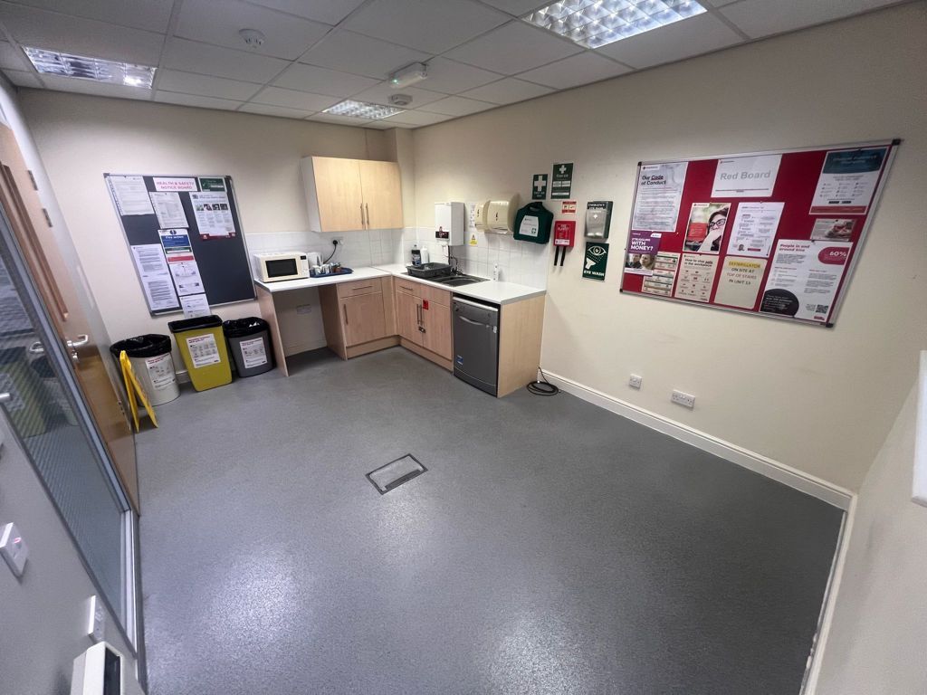 Property photo 3 of 7 Photo 3