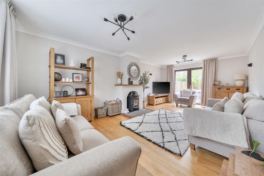 Property photo 2 of 20 1438505-9-69d7A14c2d088.Jpg