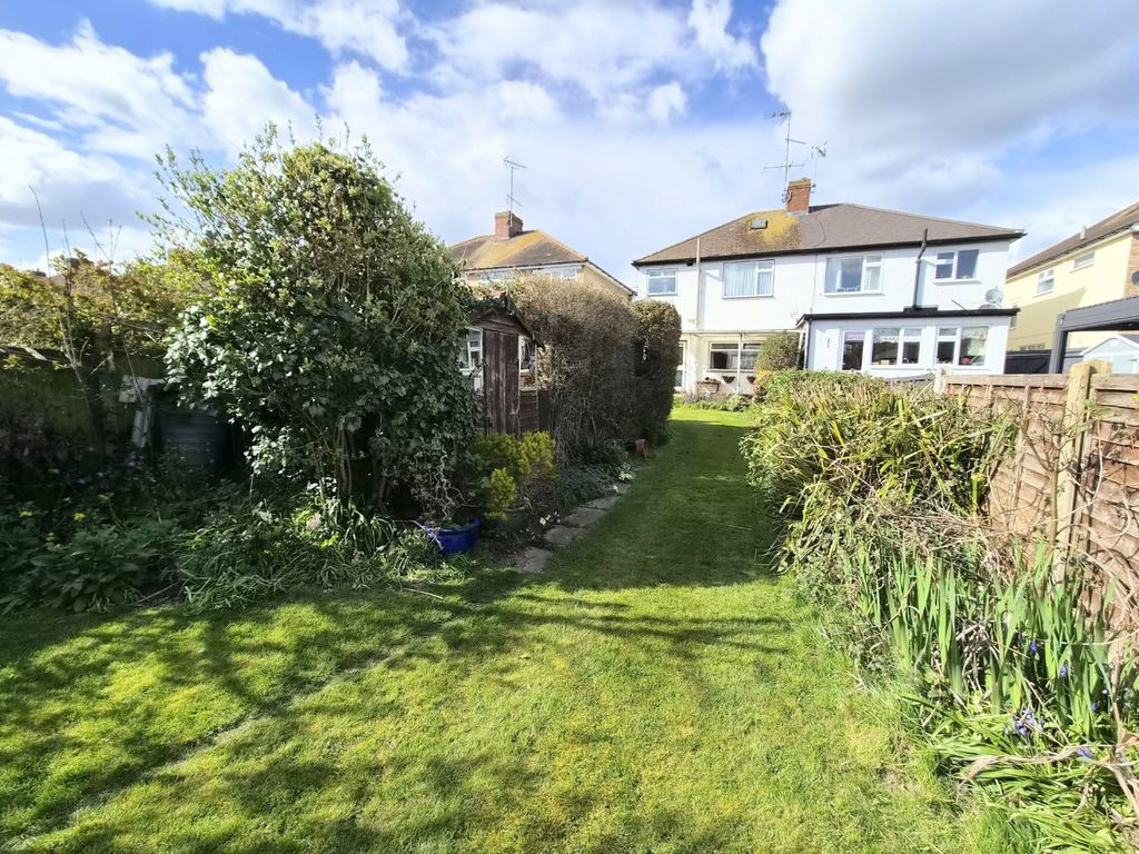 Property photo 2 of 20 3986922