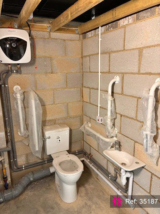 Property photo 3 of 7