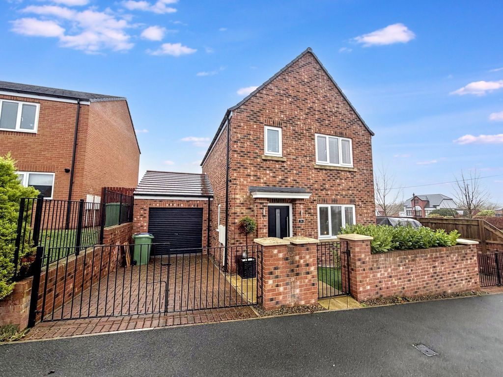 Property photo 1 of 23