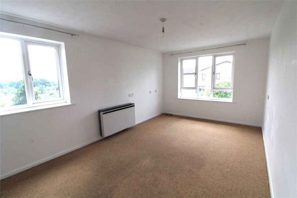 Property photo 1 of 10 Picture No. 20