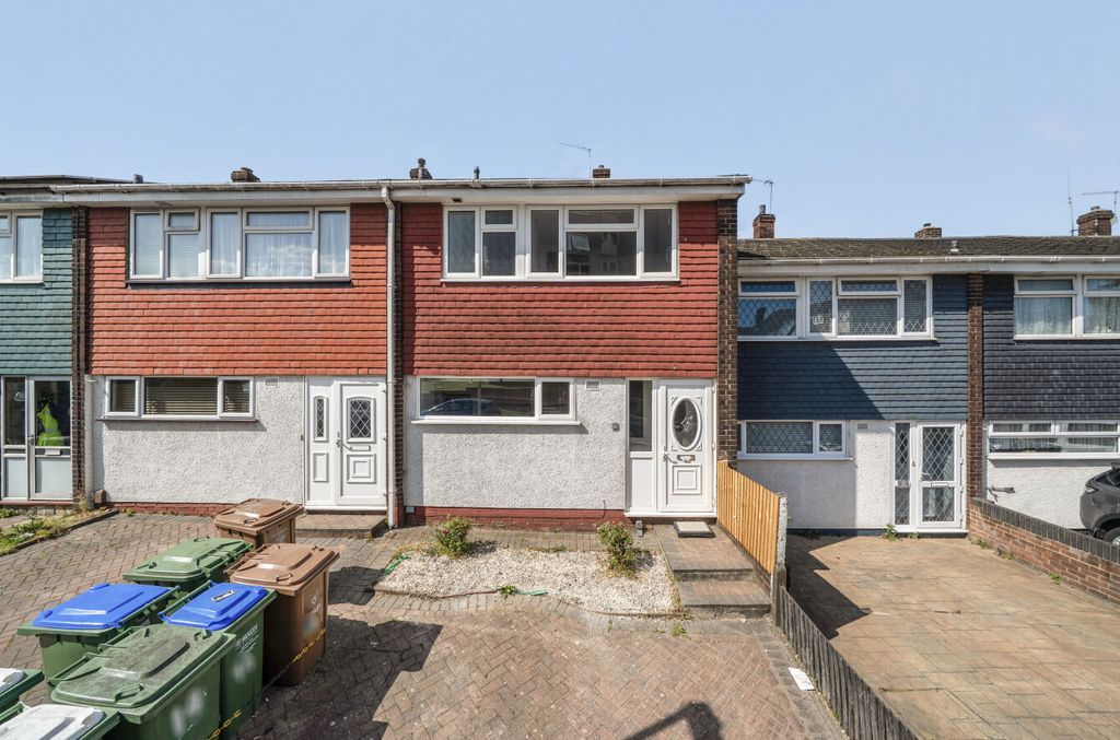 Property photo 1 of 22 Front