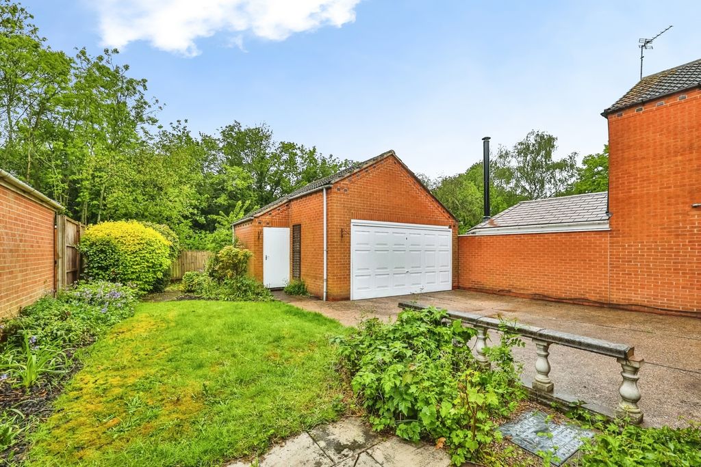 Property photo 2 of 19 Pbox-Img.Jpg