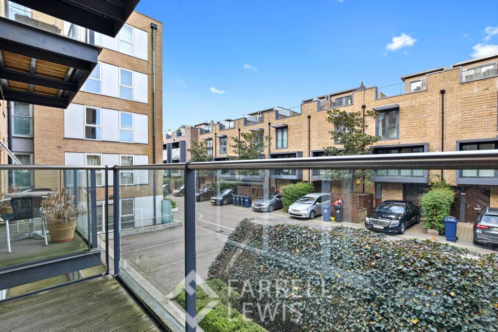 Property photo 3 of 8