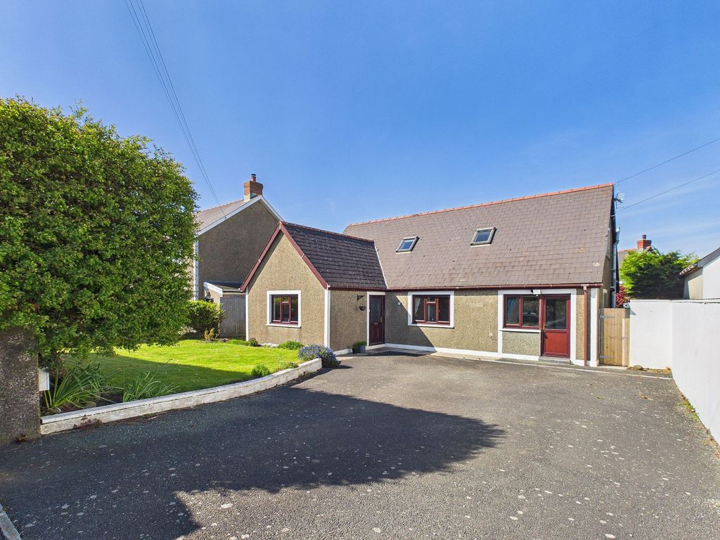 Property photo 1 of 27