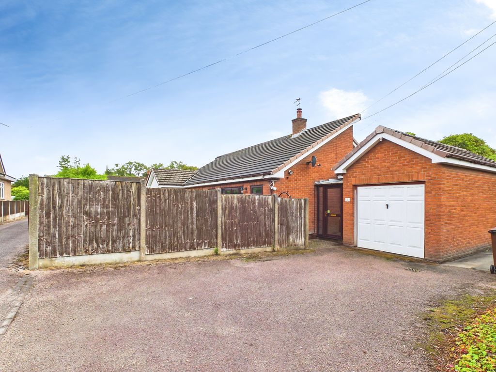 Property photo 2 of 32