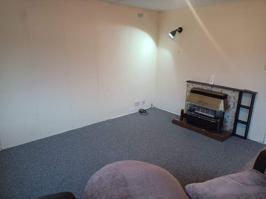 Property photo 2 of 13 Photo 1