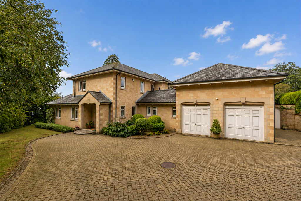 Property photo 1 of 23 Front