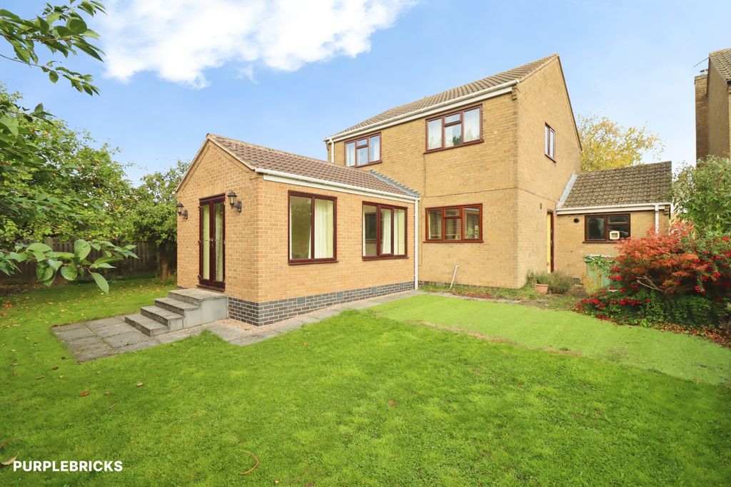 Property photo 1 of 24