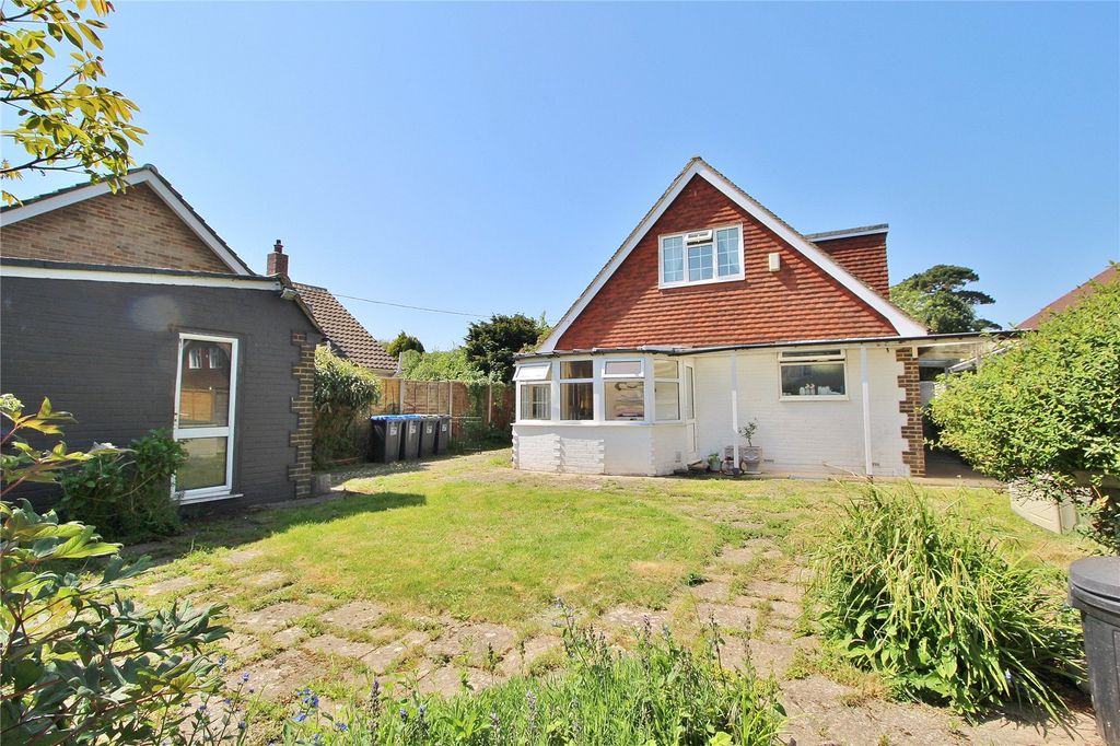 Property photo 2 of 15 Picture No. 37