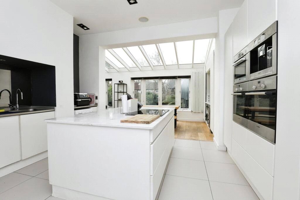 Property photo 3 of 15 Picture No. 04