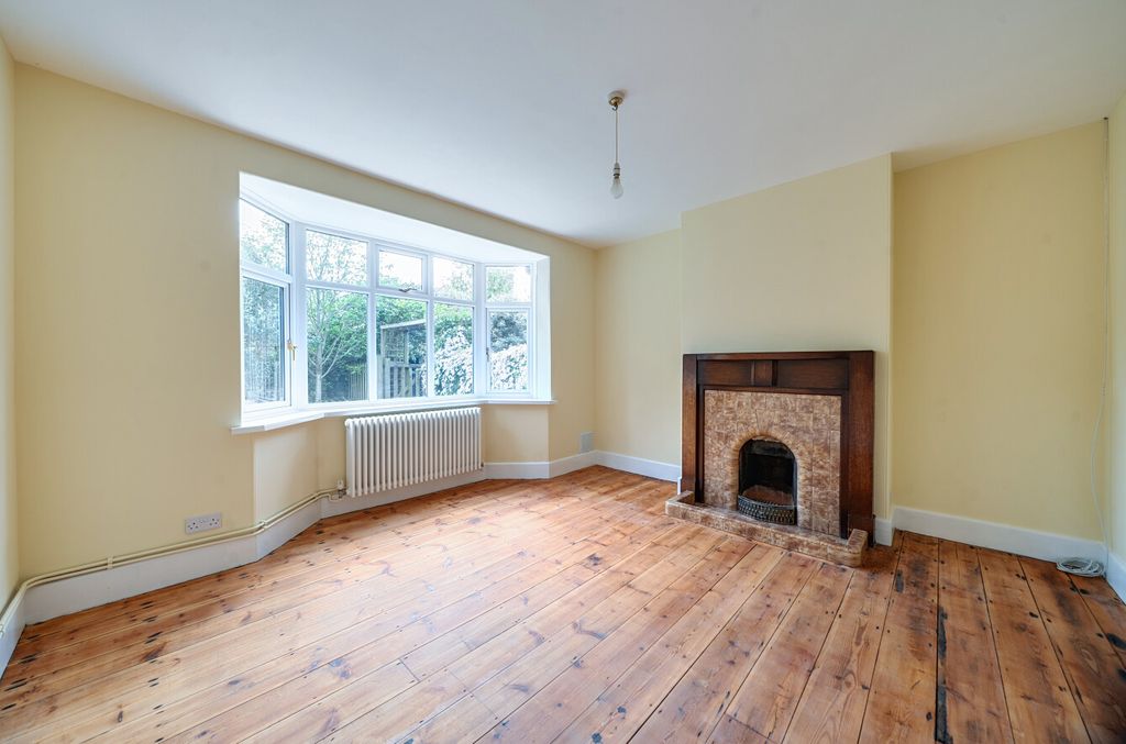 Property photo 3 of 22 1446068-21-69E78c...