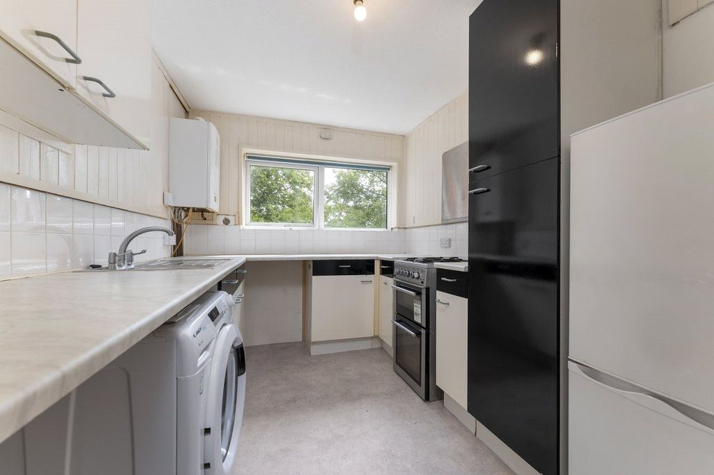 Property photo 3 of 15 Picture No. 06