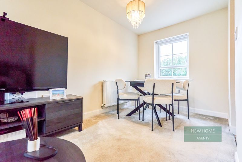 Property photo 3 of 16 Photo 9