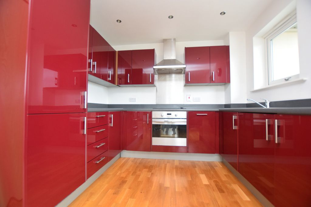 Property photo 2 of 9