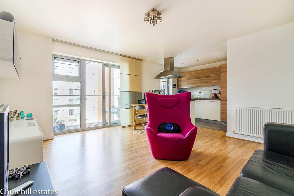 Property photo 2 of 17 Lounge2.Jpg