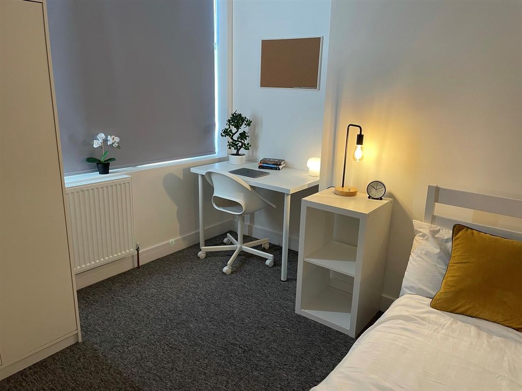 Property photo 2 of 6 9.Jpg