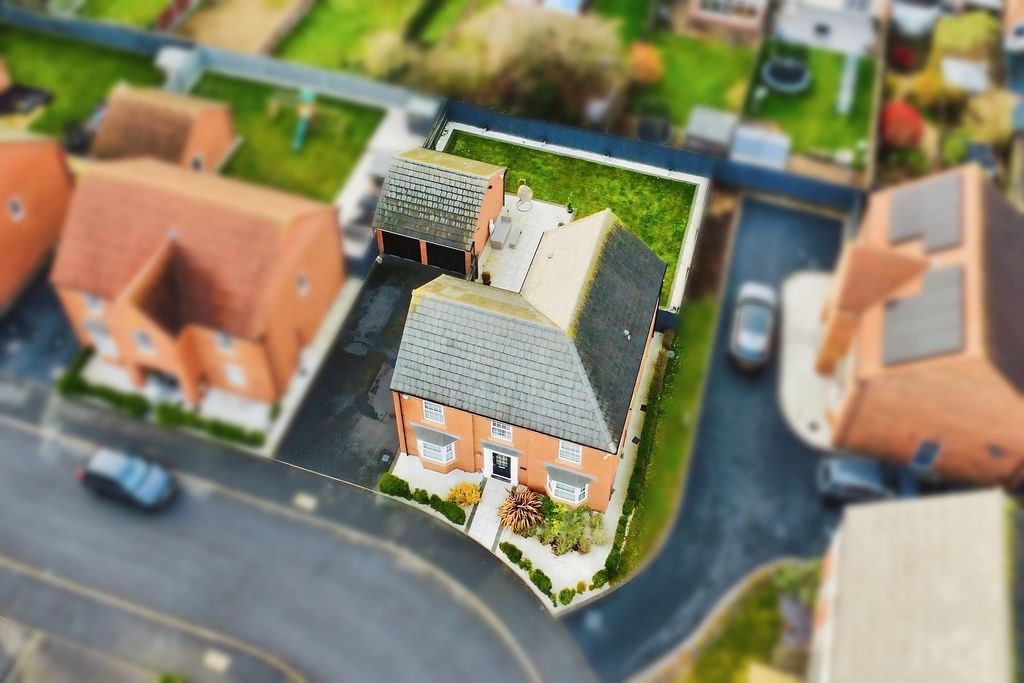 Property photo 2 of 26