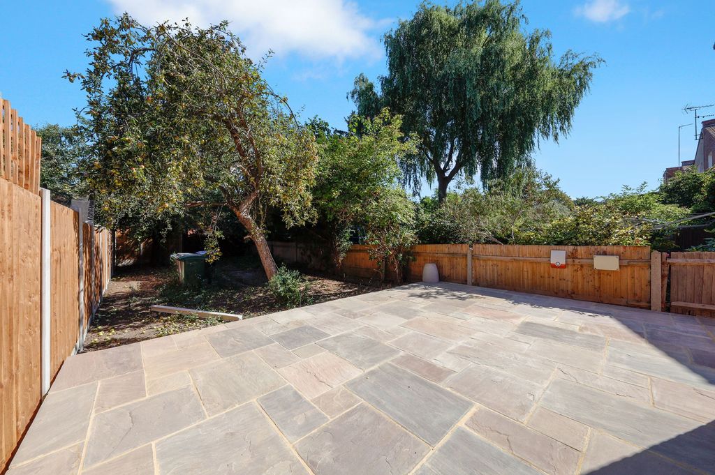 Property photo 2 of 15