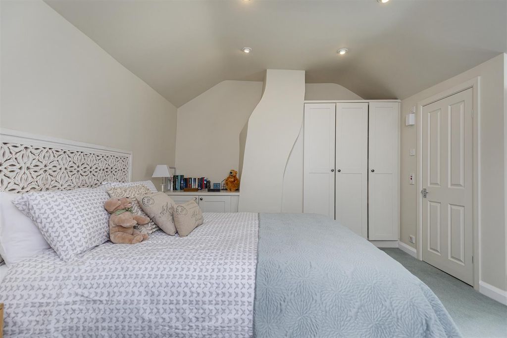 Additional image 52 of 4 bed cottage for saleGawthorpe Green Lane, Lepton, Huddersfield HD5