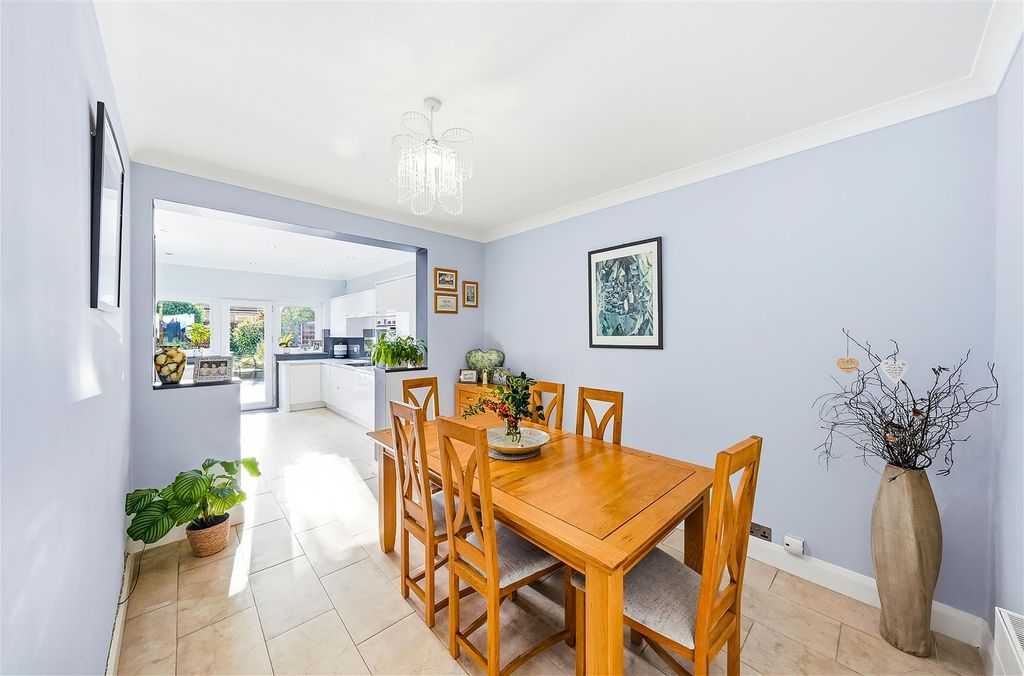 Property photo 3 of 27 Photos-11.Jpg