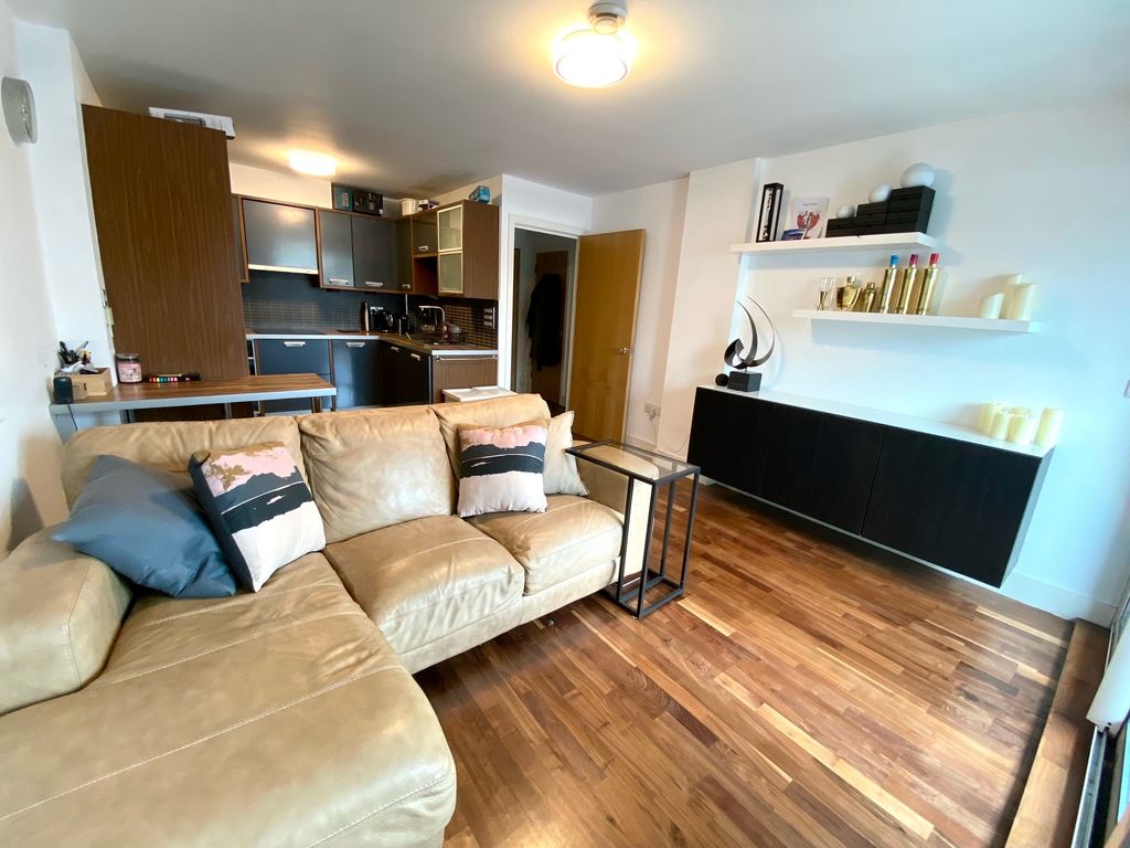 Property photo 1 of 9