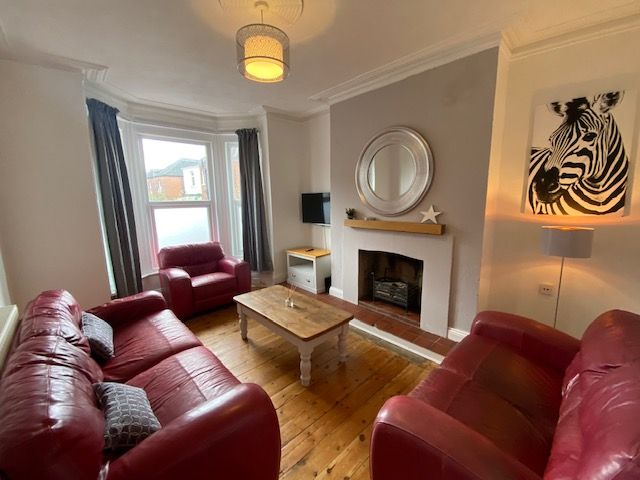 Property photo 2 of 9