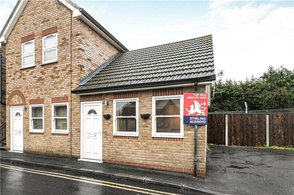 Property photo 1 of 10 Exterior