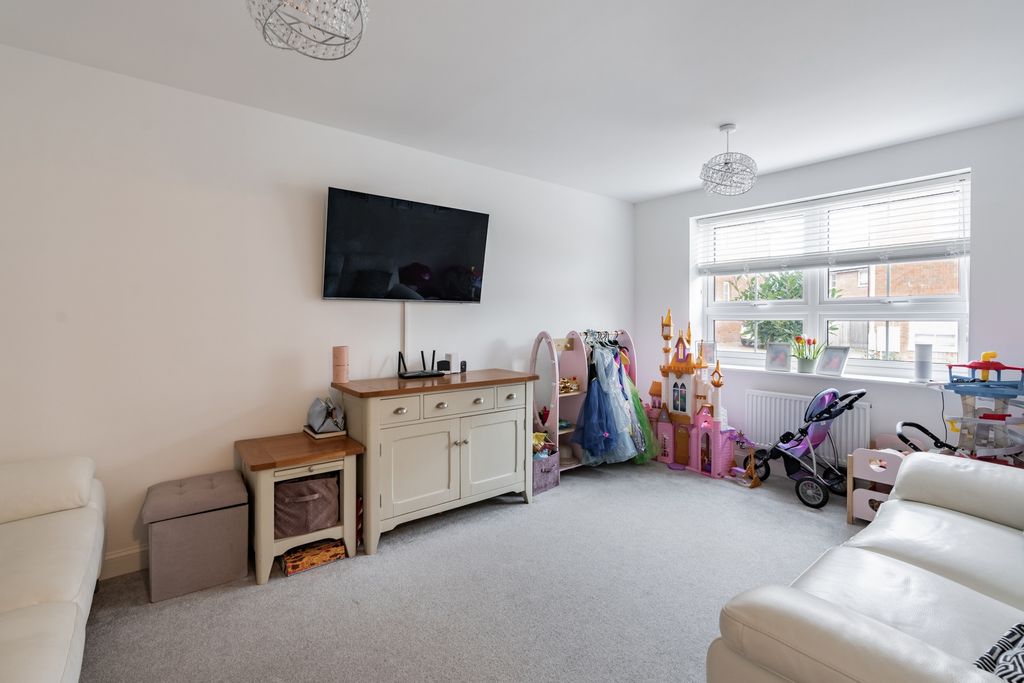 Property photo 2 of 22 Photo 13