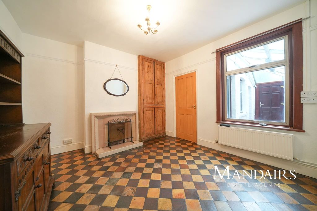 Property photo 3 of 18