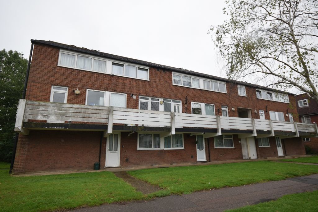 Property photo 1 of 8 Building