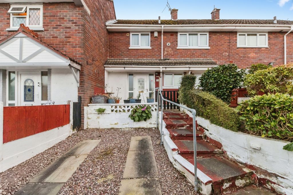 Property photo 1 of 17