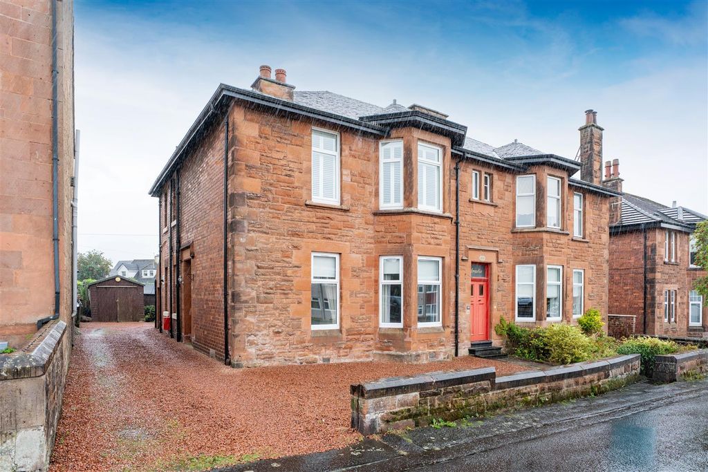 Property photo 2 of 18 81Catherine-17.Jpg