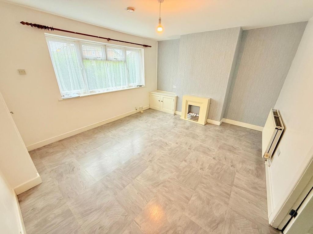 Property photo 3 of 15 3.Jpg